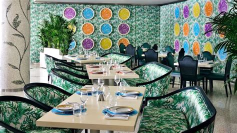 giardino versace dubai restaurant